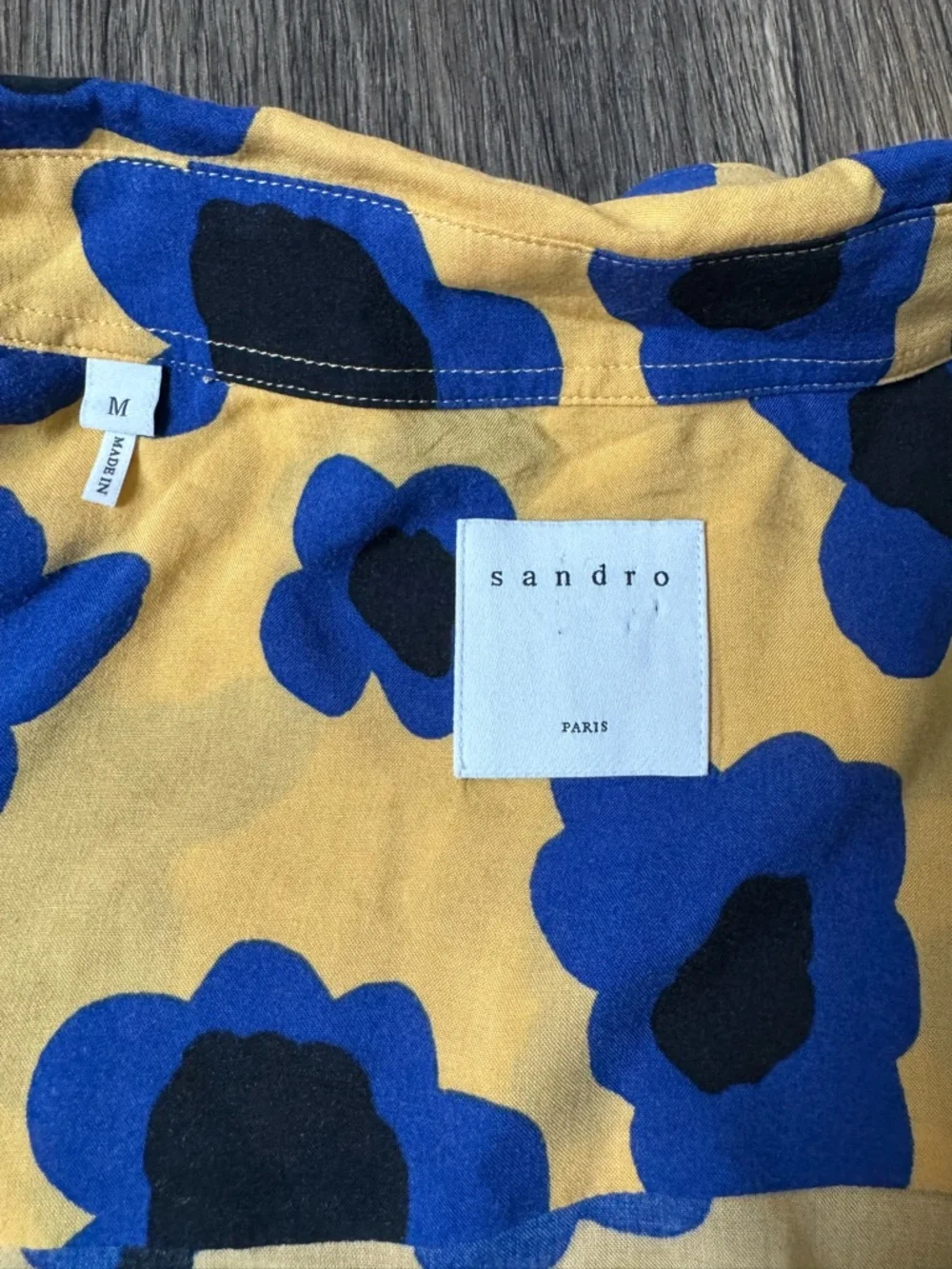 Sandro Paris Men's Yellow Blue Poppies Viscose Button-Up Shirt Size M - Picture 3 of 10